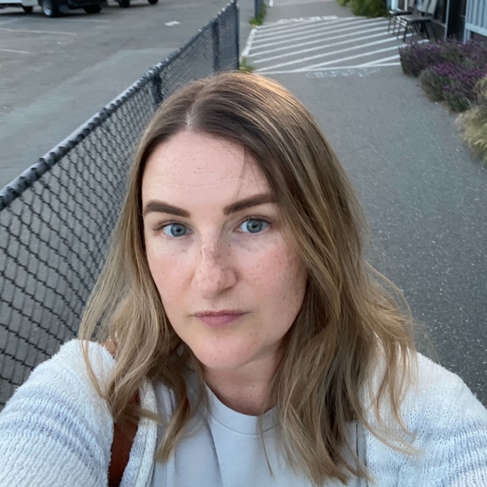 Meet your Posher, Leah